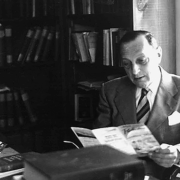 Filozoficzny Klub Dyskusyjny „Ex cathedra” zaprasza na dyskusję wokół książki Ernsta Kantorowicza „Misteria państwa”.